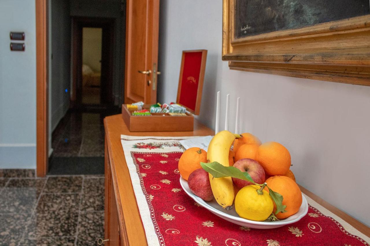 Le Stanze Del Vicere Boutique Hotel Naples Exterior photo