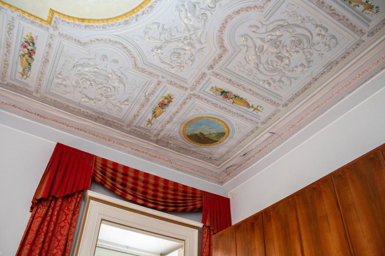 Le Stanze Del Vicere Boutique Hotel Naples Exterior photo
